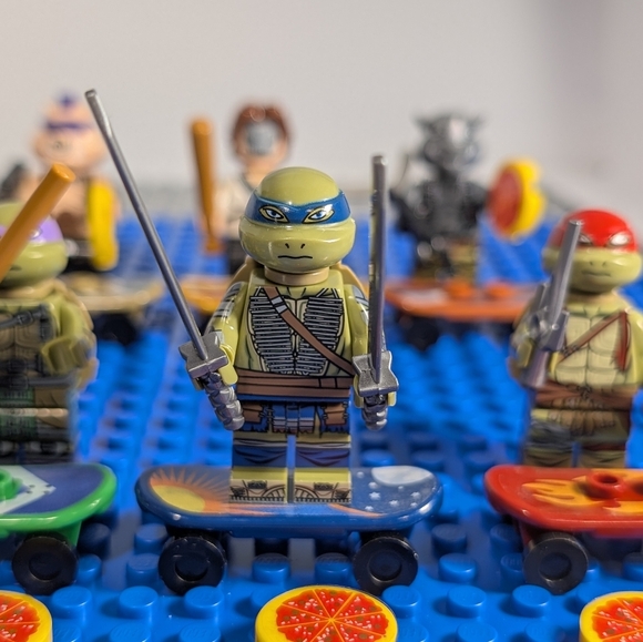 8 MINIFIGURES- Teenage Mutant Ninja Turtles Building Block Toy Lego Compatible - Picture 8 of 9